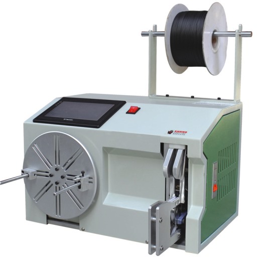 Winding and binding machine
