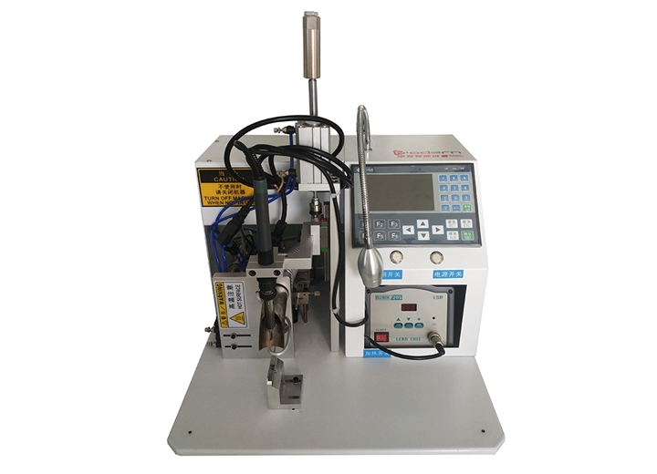 Semiautomatic soldering machine